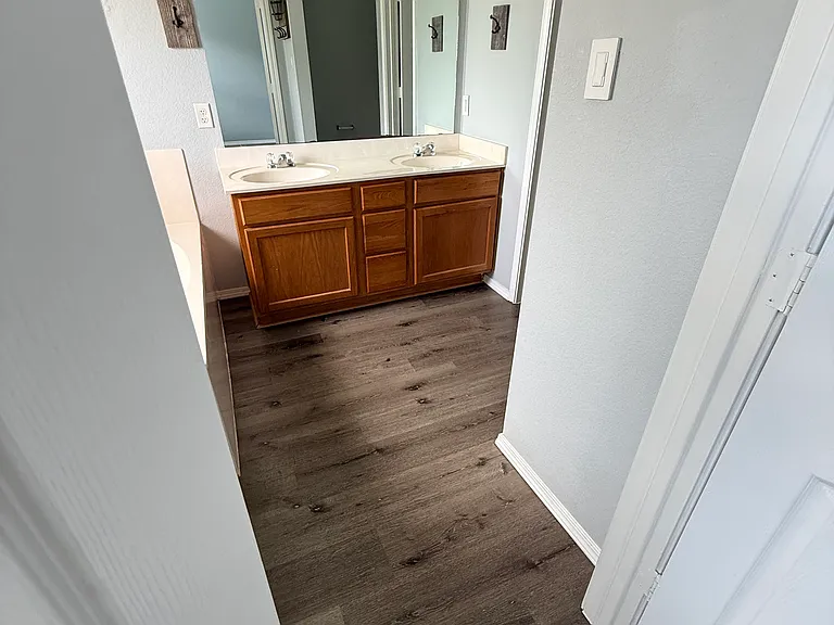 5312 Causeway Ct — Photo 6