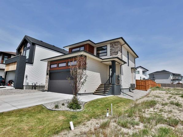 1473 Coalbanks Blvd W, Lethbridge, AB T1J 5L5