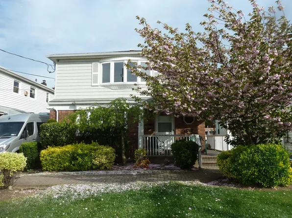 1761 Broadway, Hewlett, NY 11557