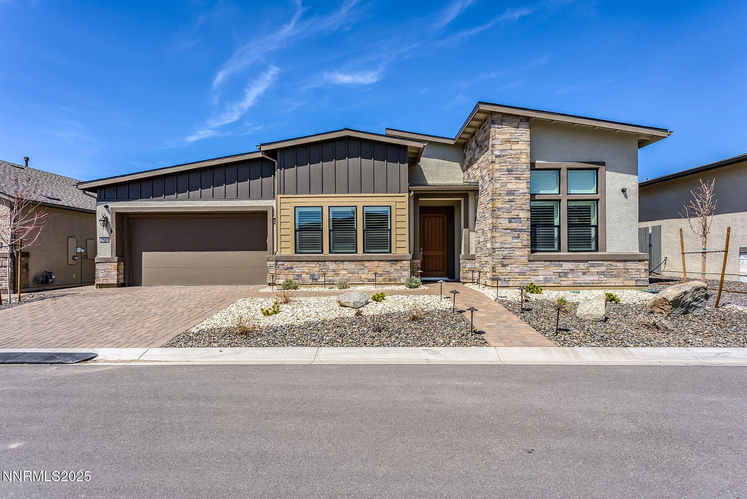 2121 Kates Bridge Dr photo 1