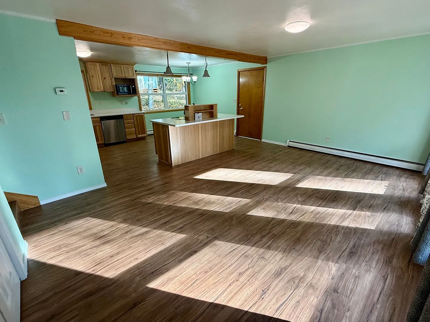 Beautiful 3 bd, 2 bath home for rent in Fairbanks! — Photo 3
