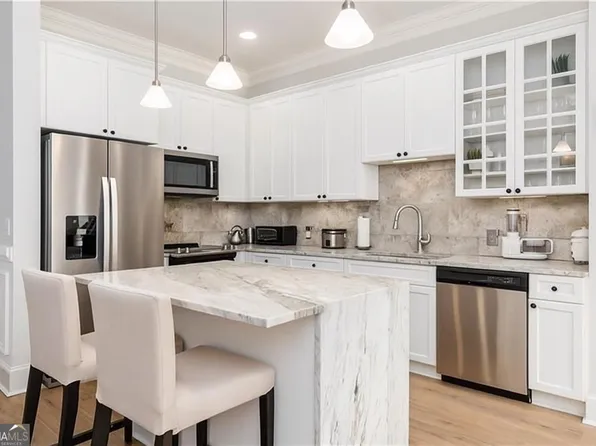 11 Perimeter Ctr E APT 1412, Dunwoody, GA 30346