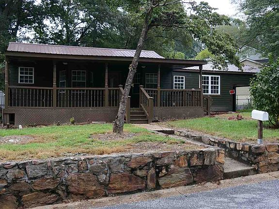 2nd image of 32 Lakeside Dr