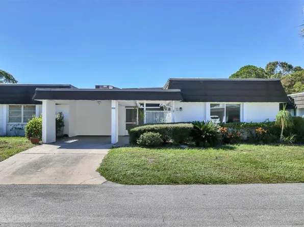 1265 Belleflower St #111, Sarasota, FL 34232
