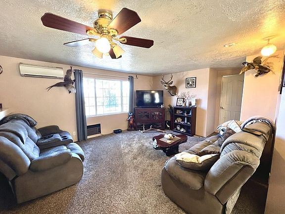 5th image of 6408 SE Scenic Dr