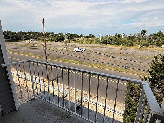 2nd image of 416 Beachway Ave #3