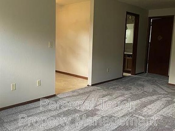 2nd image of 319 17th St S #3
