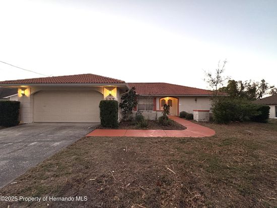 177 Rusk Cir, Spring Hill, FL 34606