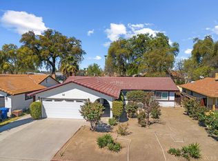 1014 Raymond Rd, Hanford, CA 93230