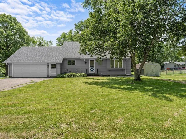 437 W Elm St, Ellsworth, WI 54011