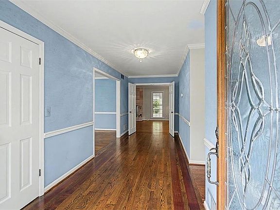 3rd image of 271 Weatherstone Pkwy