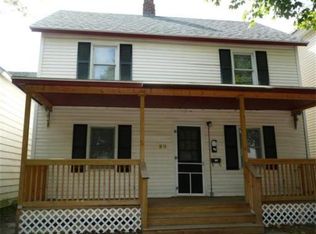 90 4th St, Turners Falls, MA 01376