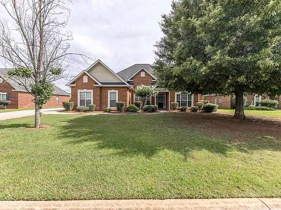 3rd image of 319 Rose Hill Dr