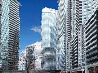 12 York St #1504, Toronto, ON