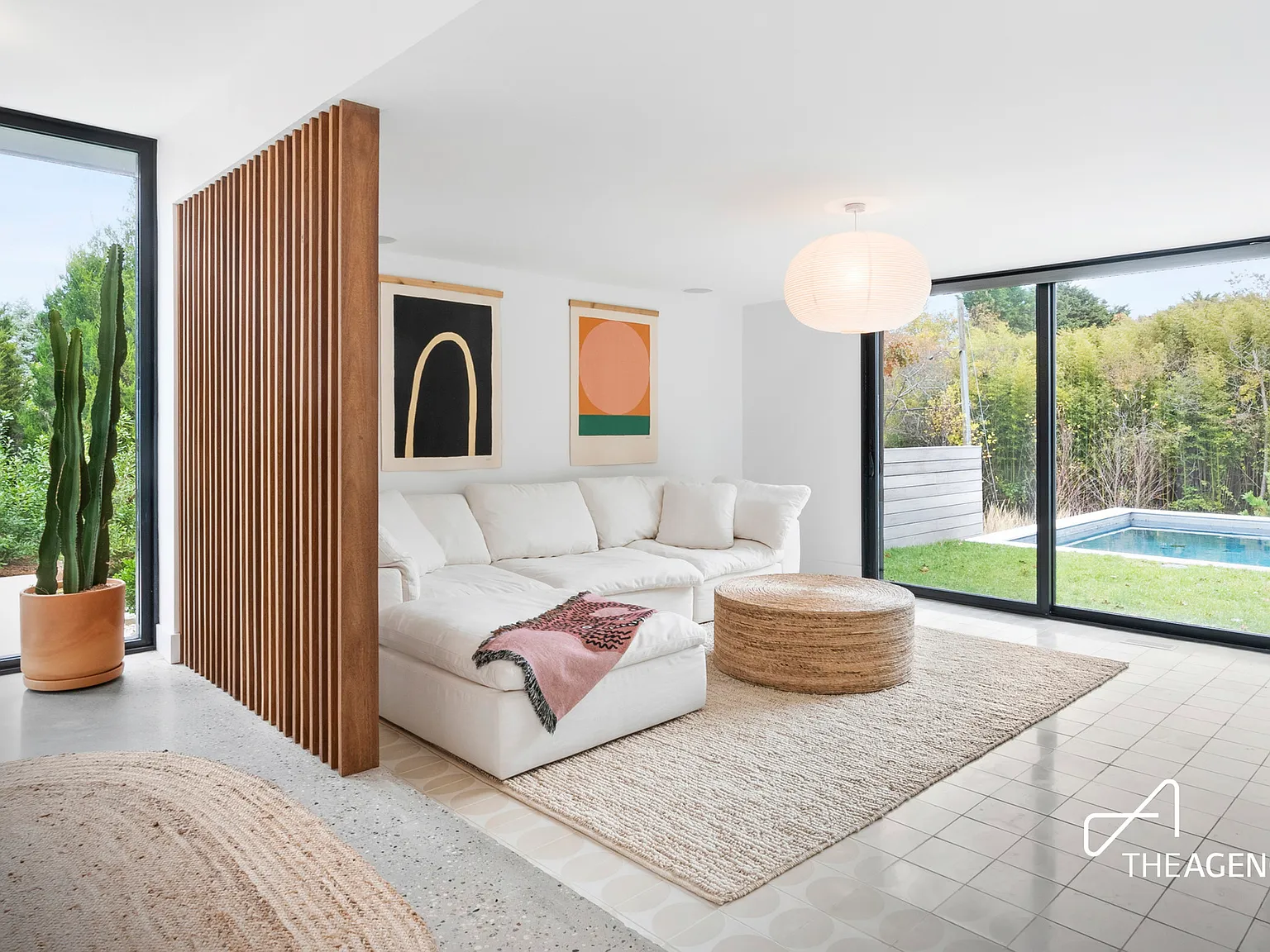 Ocean Views in Modern MTK with Pool & Roof Deck — Photo 3
