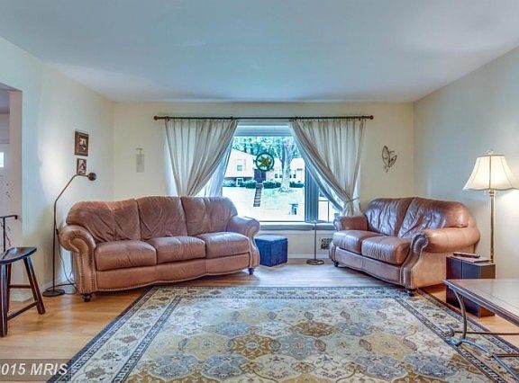 5th image of 4606 Tara Dr