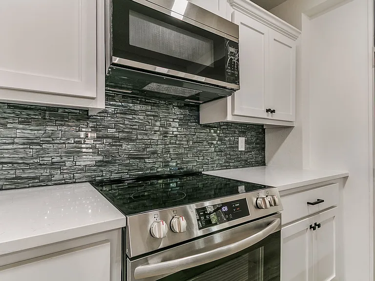 1807 N Gatewood Ave — Photo 26