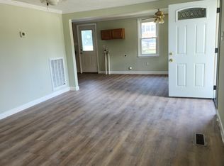 1045 E Springfield Rd, High Point, NC 27263