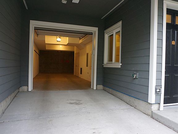 4th image of 12338 NE 7th Pl APT 102