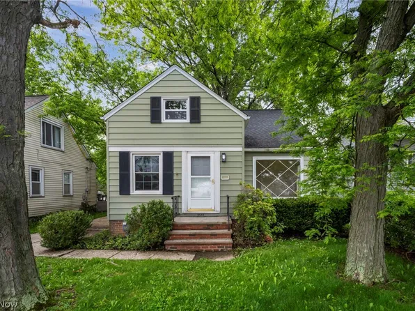 3516 Park Dr, Parma, OH 44134