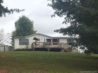 24 Harkins Ln, Marshall, NC 28753