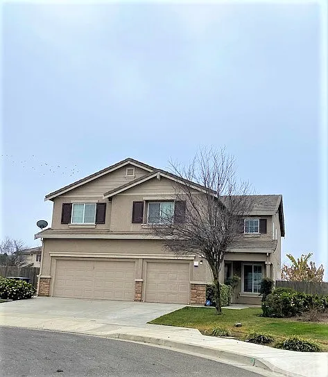 605 Almond Ct photo 1