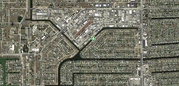 3rd image of 1118 SE 13th Ter