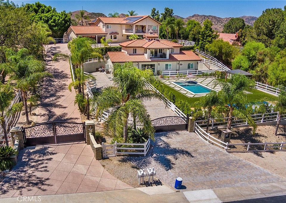 1st image of 343 Bell Canyon Rd