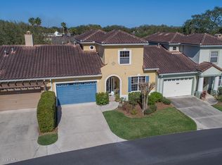1065 Avenida Sonoma, Lady Lake, FL 32159