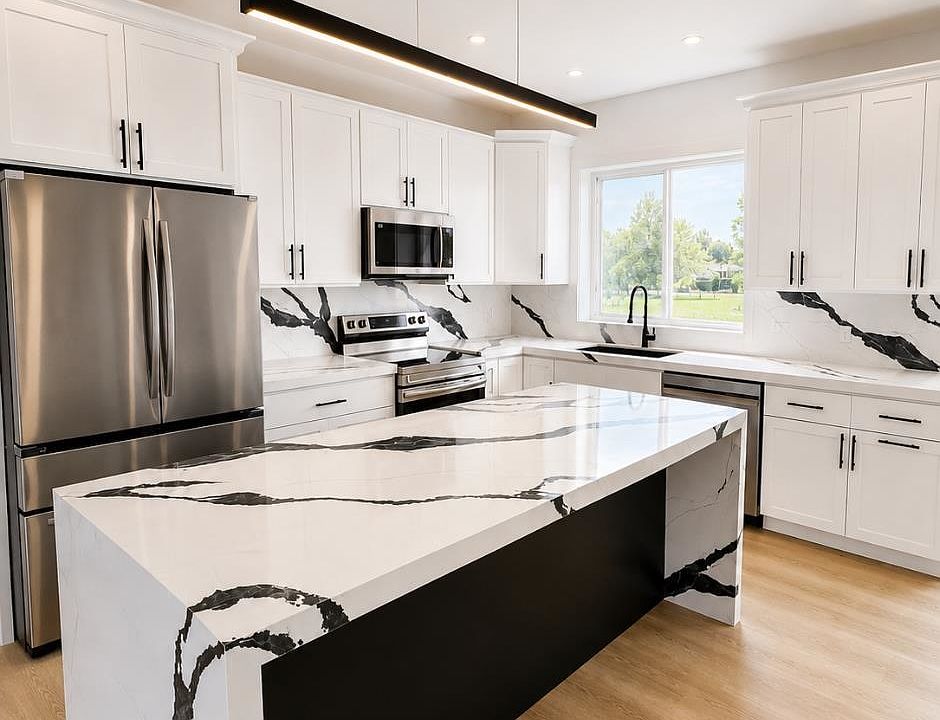 1st image of 884 Prospect Street