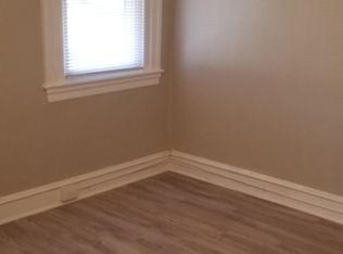73 E Montana St, Philadelphia, PA 19119