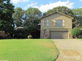 24 Hayfield Rd, Little Rock, AR 72207