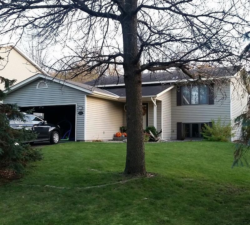 1st image of 2048 Burke Ave E