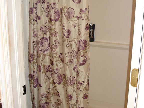 5th image of 604 N Morgan Dr
