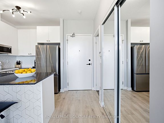 5th image of 120 Dallimore Cir #923