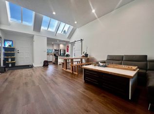 333 Wethersfield Dr #409, Vancouver, BC V5X 4M9