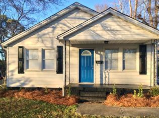 516 E Cloninger St, Dallas, NC 28034