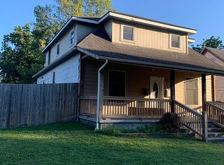 423 Walnut Ave, Osawatomie, KS 66064