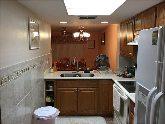 4th image of 2275 62nd Ave N #202
