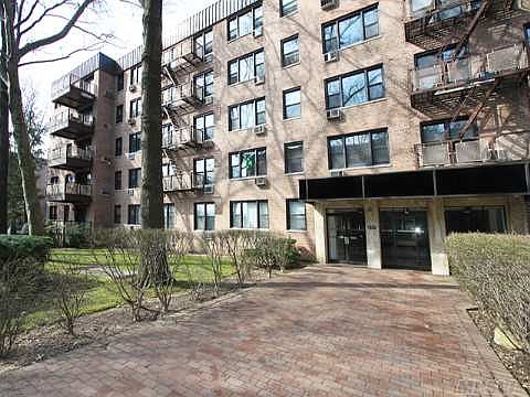 3rd image of 4 Birchwood Ct APT 2M