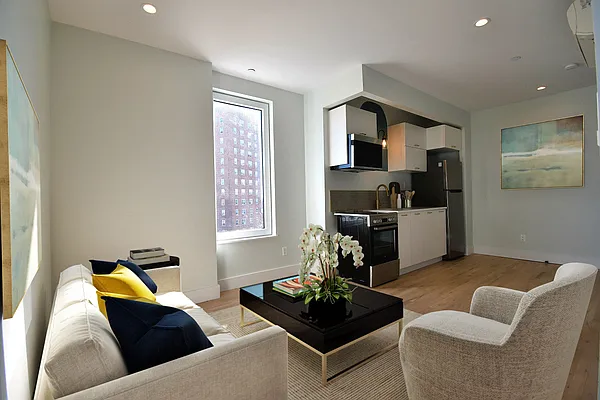 Rented by Voro, LLC | media 5