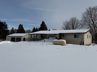 8751 Crossingville Rd, Albion, PA 16401