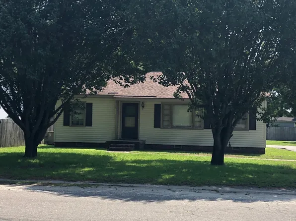 1003 Jefferson Dr, Kinston, NC 28504