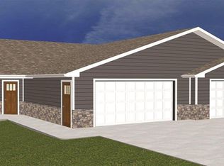 522 Larkspur Way, Sheldon, IA 51201