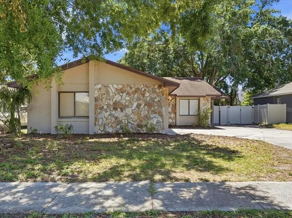 842 Rockingham Rd, Lakeland, FL 33809