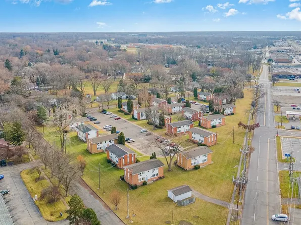 2905 Ronan St #2, Midland, MI 48642