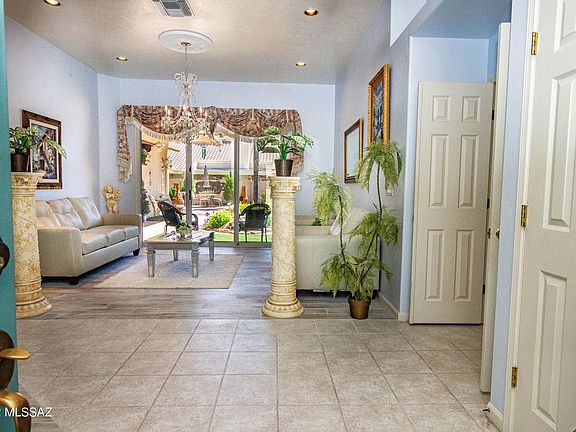 3rd image of 10796 N Glen Abbey Dr