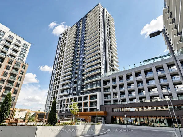 7950 Bathurst St #902, Vaughan, ON L4J 0L4