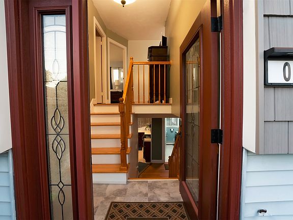 4th image of 9 Clarke St