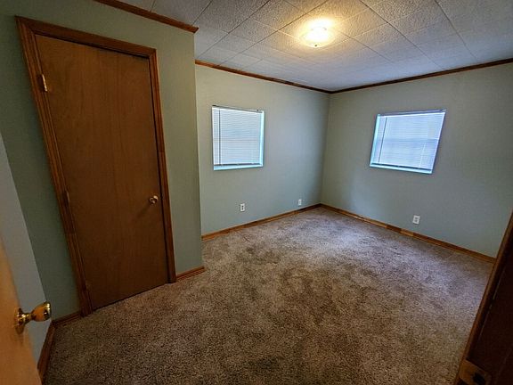 2nd image of 1825 Junior St